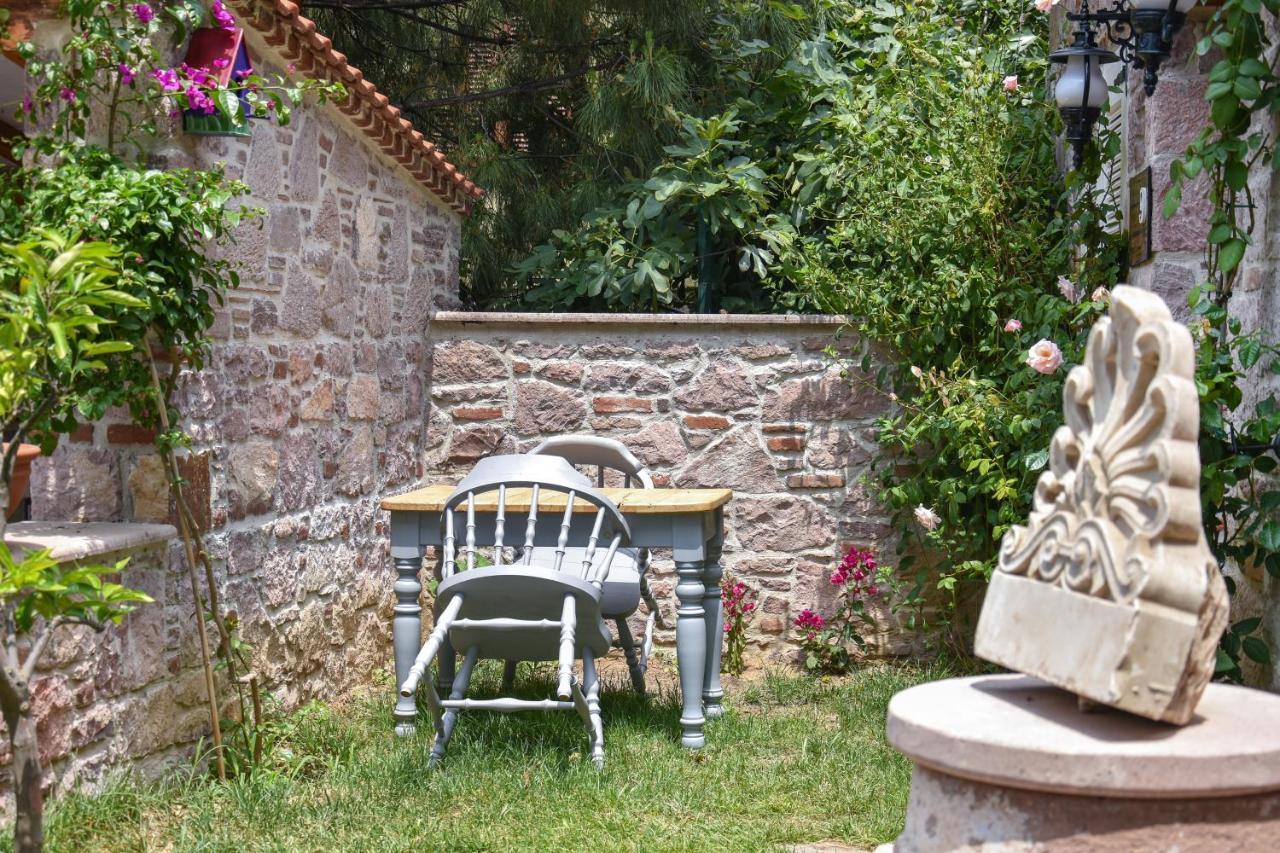 Lunaria Guest House Айвалик Екстер'єр фото