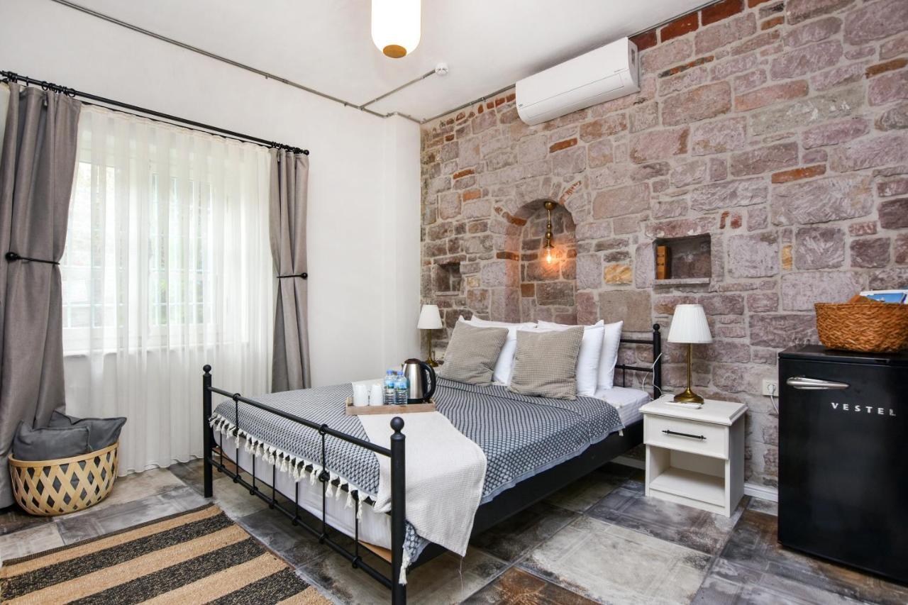 Lunaria Guest House Айвалик Екстер'єр фото
