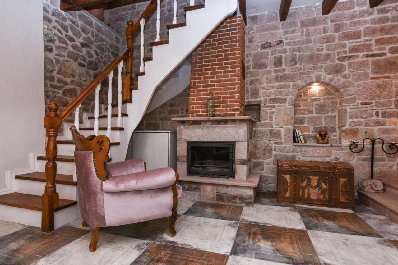 Lunaria Guest House Айвалик Екстер'єр фото