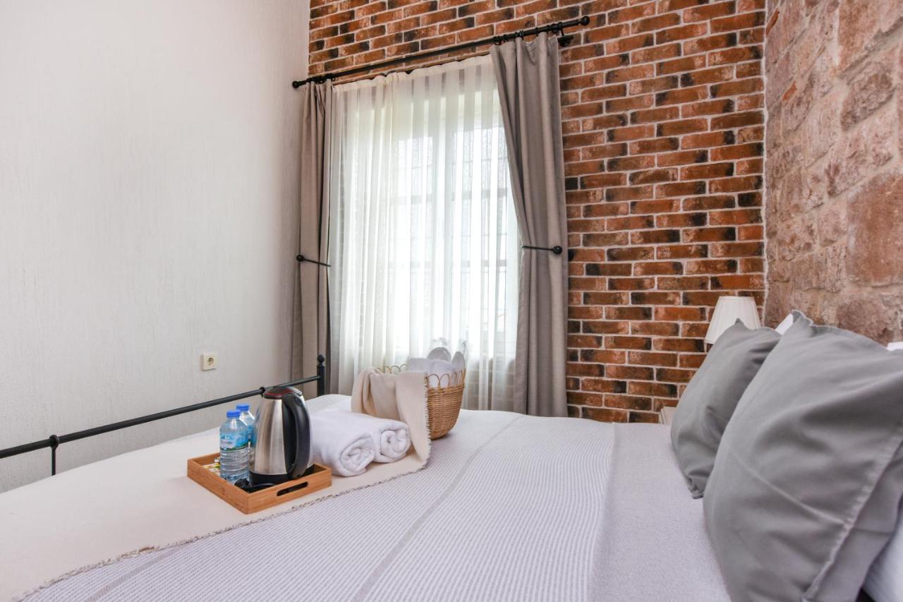 Lunaria Guest House Айвалик Екстер'єр фото
