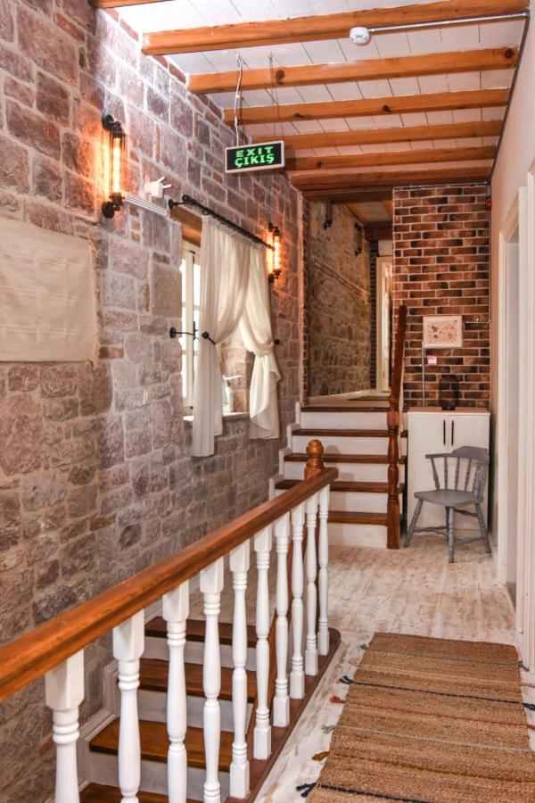 Lunaria Guest House Айвалик Екстер'єр фото