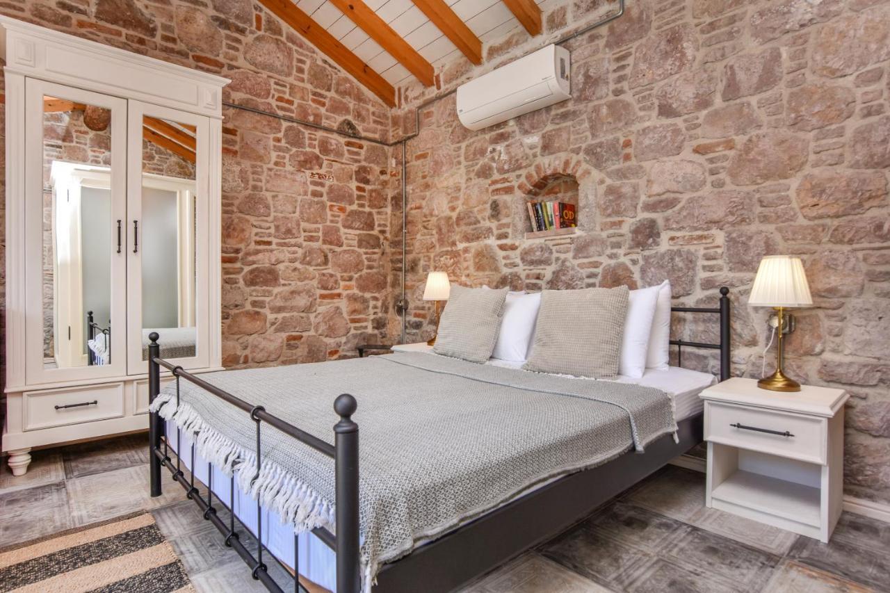 Lunaria Guest House Айвалик Екстер'єр фото