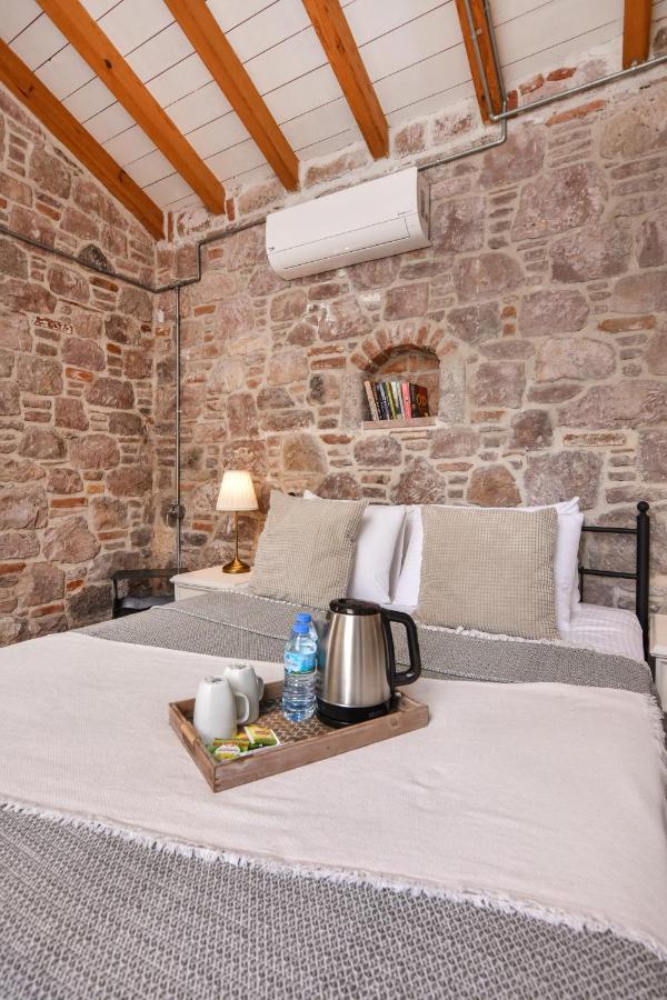 Lunaria Guest House Айвалик Екстер'єр фото