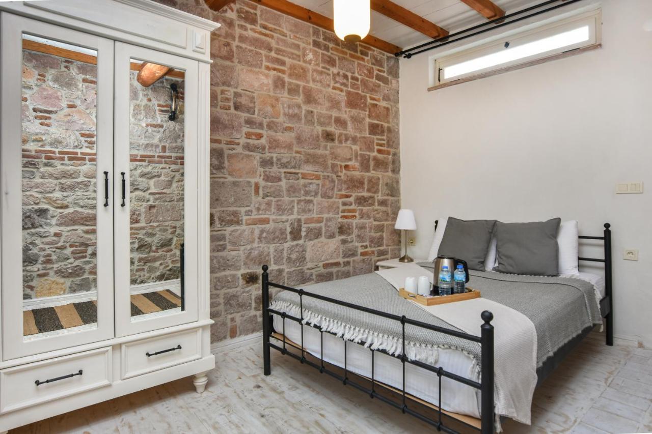 Lunaria Guest House Айвалик Екстер'єр фото