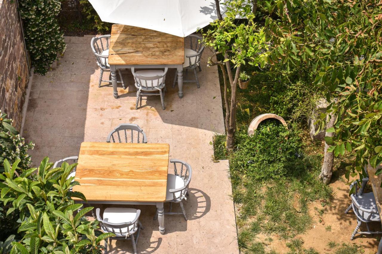 Lunaria Guest House Айвалик Екстер'єр фото